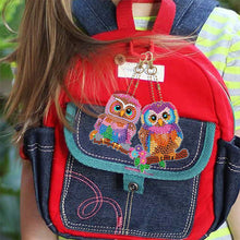 Cargar imagen en el visor de la galería, Llavero Diamond Painting 5D Búhos 6 Piezas