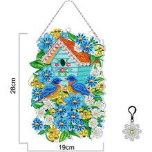 Cargar imagen en el visor de la galería, Colgante de Coche Diamond Painting Casa de Pájaros con LED y Colgante
