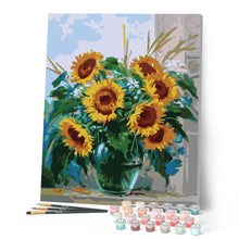 Cargar imagen en el visor de la galería, Jarrón transparente de girasoles