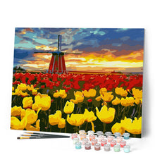 Cargar imagen en el visor de la galería, Molino de viento y tulipanes rojos y amarillos