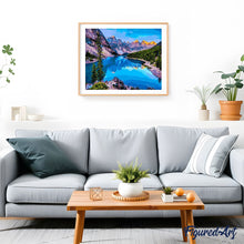 Cargar imagen en el visor de la galería, Pintar Por Números - Montaña Al Lado De La Orilla Del Agua - Figuredart - Montañas Paisajes