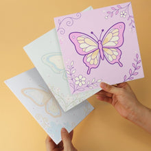 Cargar imagen en el visor de la galería, Mini Serie Pintar por Números 20x20cm (6 piezas) - Mariposas pastel 1