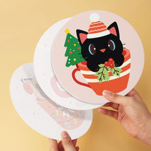 Cargar imagen en el visor de la galería, Mini Serie Pintar por Números - discos de Ø20cm (6 piezas) - Gatos en tazas navideñas