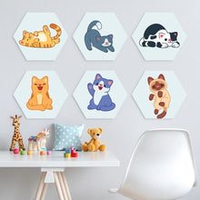 Cargar imagen en el visor de la galería, Mini Serie Pintar por Números - Hexágonos (6 piezas) - Pequeños gatos