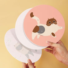 Cargar imagen en el visor de la galería, Mini Serie Pintar por Números - discos de Ø20cm (6 piezas) - Los gatos curiosos