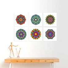 Cargar imagen en el visor de la galería, Mini Serie Pintar por Números 20x20cm (6 piezas) - Mandalas caleidoscópicos