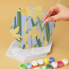 Cargar imagen en el visor de la galería, Mini Serie Pintar por Números - Hexágonos (6 piezas) - Pétalos pintados