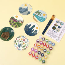 Cargar imagen en el visor de la galería, Pintar por números Posavasos 10cm (6 piezas) - Horizontes Encantados