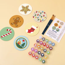 Cargar imagen en el visor de la galería, Pintar por números Posavasos 10cm (6 piezas) - Magia navideña