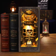 Cargar imagen en el visor de la galería, Book Nook - Museo de Astronomía