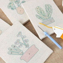 Cargar imagen en el visor de la galería, Punch Needle Kit (4 piezas) con marcos - Ambiente Botánico