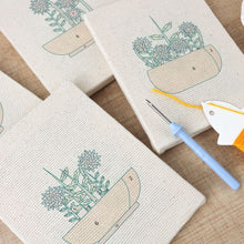 Cargar imagen en el visor de la galería, Punch Needle Kit (4 piezas) con marcos - Cesta Floral