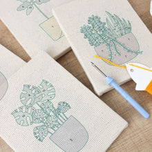 Cargar imagen en el visor de la galería, Punch Needle Kit (4 piezas) con marcos - Ambiente de Plantas Soleadas