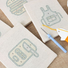 Cargar imagen en el visor de la galería, Punch Needle Kit (4 piezas) con marcos - Set Cocina y Snacks