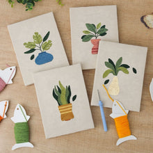 Cargar imagen en el visor de la galería, Punch Needle Kit (4 piezas) con marcos - Set Amante de las Plantas 3