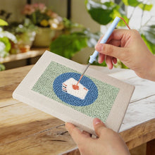 Cargar imagen en el visor de la galería, Punch Needle Kit (4 piezas) con marcos - Cartas de Juego