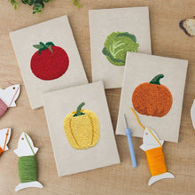 Cargar imagen en el visor de la galería, Punch Needle Kit (4 piezas) con marcos - Colección de Verduras Frescas