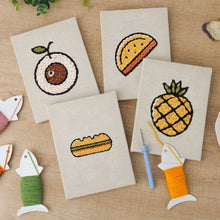 Cargar imagen en el visor de la galería, Punch Needle Kit (4 piezas) con marcos - Mix de Snacks Tropicales