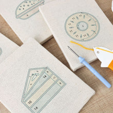Cargar imagen en el visor de la galería, Punch Needle Kit (4 piezas) con marcos - Street Food 1