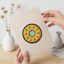 Cargar imagen en el visor de la galería, Punch Needle Kit (4 piezas) con marcos - Street Food 1