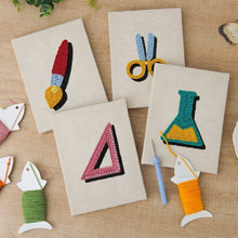 Cargar imagen en el visor de la galería, Punch Needle Kit (4 piezas) con marcos - Vuelta al Cole 2