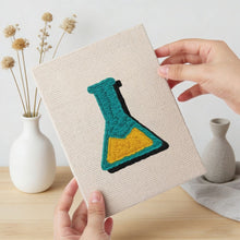 Cargar imagen en el visor de la galería, Punch Needle Kit (4 piezas) con marcos - Vuelta al Cole 2
