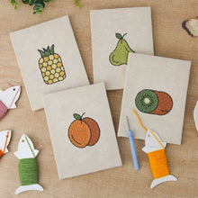 Cargar imagen en el visor de la galería, Punch Needle Kit (4 piezas) con marcos - Fiesta de Frutas 1
