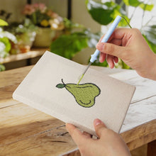 Cargar imagen en el visor de la galería, Punch Needle Kit (4 piezas) con marcos - Fiesta de Frutas 1