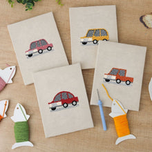 Cargar imagen en el visor de la galería, Punch Needle Kit (4 piezas) con marcos - Colección de Coches