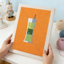 Cargar imagen en el visor de la galería, Punch Needle Kit con marco - Cócteles 1