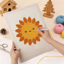 Cargar imagen en el visor de la galería, Punch Needle Kit con marco - Sol Sonriente