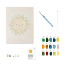 Cargar imagen en el visor de la galería, Punch Needle Kit con marco - Sol Sonriente