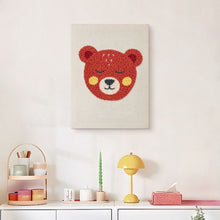 Cargar imagen en el visor de la galería, Punch Needle Kit con marco - Oso Cariñoso