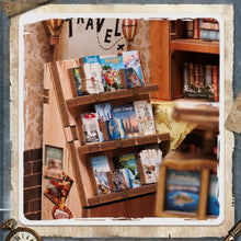 Cargar imagen en el visor de la galería, Book Nook - Librería Huellas de Viaje
