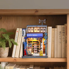 Cargar imagen en el visor de la galería, Book Nook - Tienda de la esquina de Beika-chō