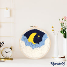 Cargar imagen en el visor de la galería, Punch Needle Luna escondida