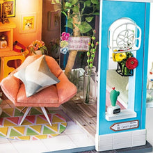 Cargar imagen en el visor de la galería, Casa Miniatura Ático de Dora