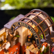 Cargar imagen en el visor de la galería, Casa Miniatura Estudio Mágico