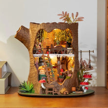 Cargar imagen en el visor de la galería, Casa Miniatura - Casa en el árbol de cuento de hadas