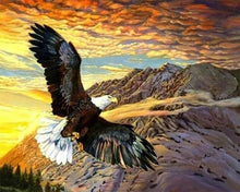 Cargar imagen en el visor de la galería, Punto De Cruz Diamante - Punto De Cruz Diamante - El Vuelo Del Águila - Figuredart - Mascotas Punto De Cruz Diamante Animales Águilas