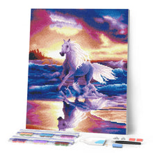 Cargar imagen en el visor de la galería, Diamond Painting - Caballo galopando en la orilla
