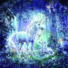 Cargar imagen en el visor de la galería, Punto De Cruz Diamante - Punto De Cruz Diamante - Unicornio De La Capilla - Figuredart - Mascotas Punto De Cruz Diamante Animales Unicornios