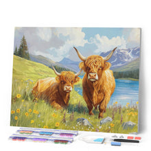 Cargar imagen en el visor de la galería, Diamond Painting - Familia de Highland Cow junto al lago