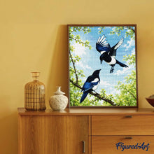 Cargar imagen en el visor de la galería, Diamond Painting - Urracas de primavera