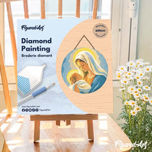 Cargar imagen en el visor de la galería, Diamond Painting en Disco de Madera - Abrazo de María