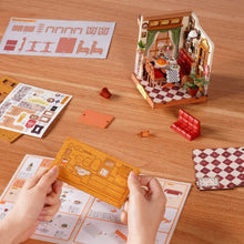 Cargar imagen en el visor de la galería, Casa Miniatura - Bistró de los Campos Elíseos