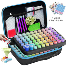 Cargar imagen en el visor de la galería, Estuche Diamond Painting Azul Claro con 120 Botes + Accesorios