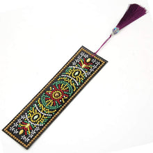 Cargar imagen en el visor de la galería, Marcapáginas Diamond Painting Diseño Mandala
