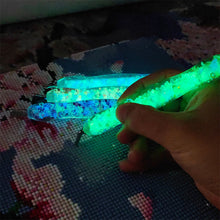 Cargar imagen en el visor de la galería, Bolígrafo Premium Diamond Painting Luz Violeta 5 Variantes