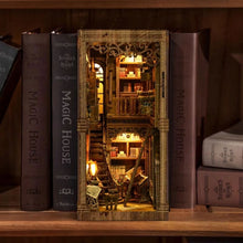 Cargar imagen en el visor de la galería, Book Nook - Sala de Libros Antiguos
